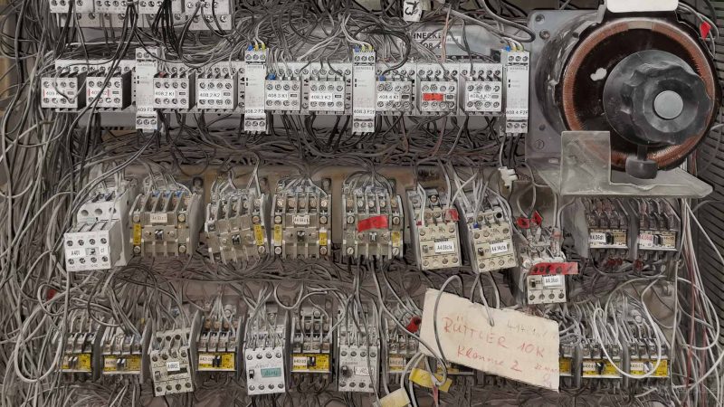 Fahrweg Schiebebuehne Pressen Hangseite